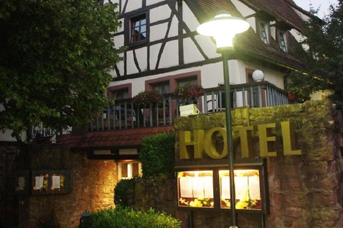 Hotel Restaurant Altes Badhaus Eberbach  Exterior photo